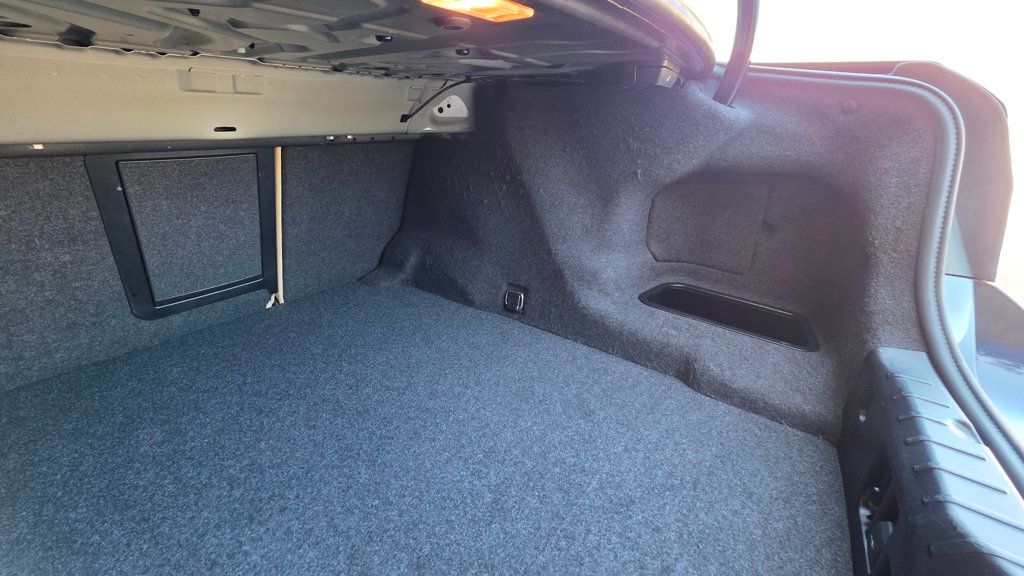 2015 BMW 5 Series 528i - 23009256 - 36