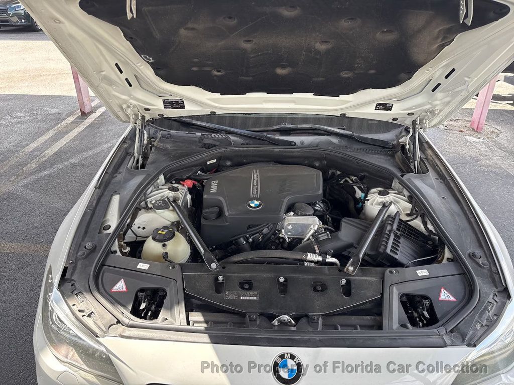 2015 BMW 5 Series 528i Sport Line RWD Sedan - 23019158 - 13