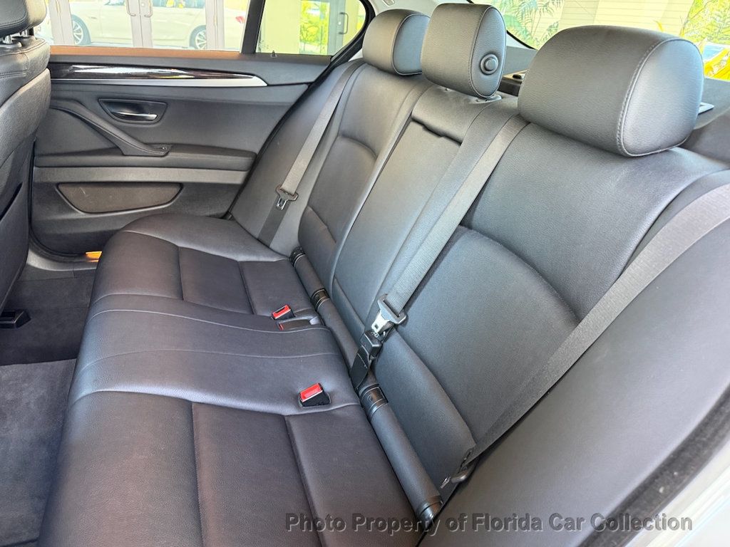 2015 BMW 5 Series 528i Sport Line RWD Sedan - 23019158 - 37