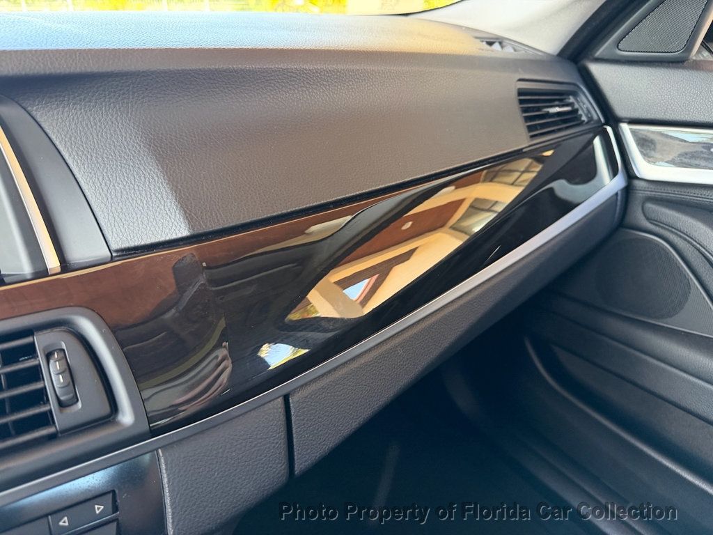 2015 BMW 5 Series 528i Sport Line RWD Sedan - 23019158 - 52