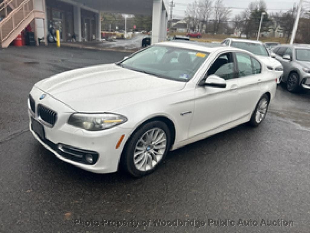 2015 BMW 5 Series 528i xDrive - 22993995 | Video 1