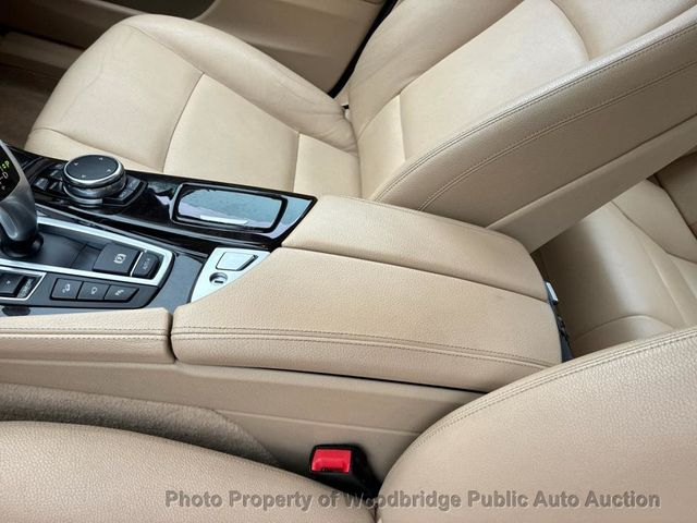 2015 BMW 5 Series 528i xDrive - 23009818 - 8