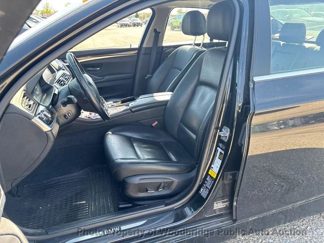 2015 BMW 5 Series 528i xDrive - 23017488 - 8