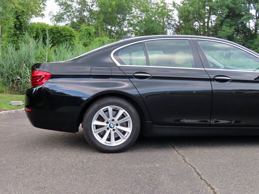 2015 Bmw 528i xDrive Sedan photo 16