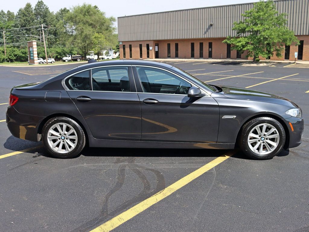 2015 BMW 5 Series 528i xDrive - 22449677 - 7