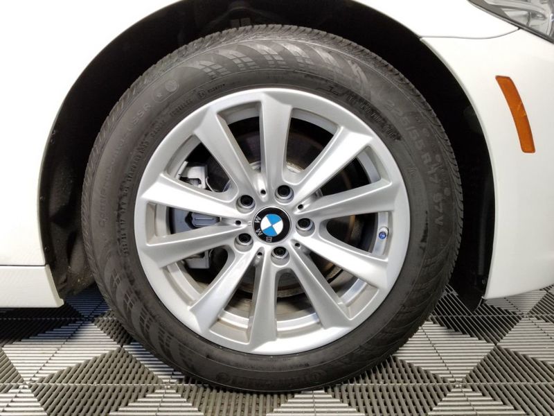 2015 BMW 5 Series 528i xDrive - 18325701 - 12