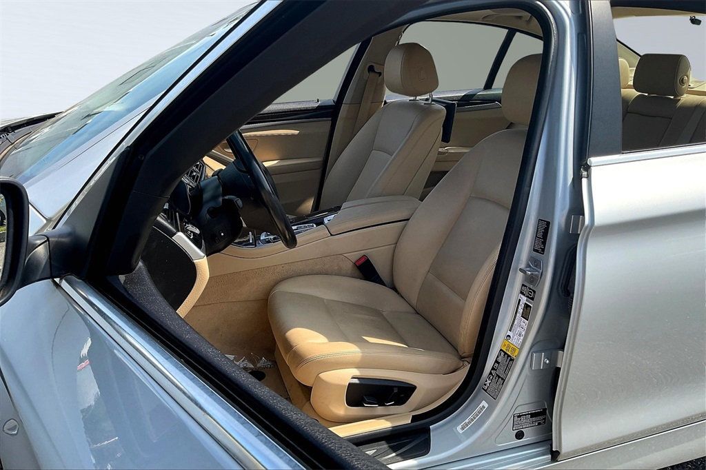 2015 Bmw 528i xDrive Sedan photo 10
