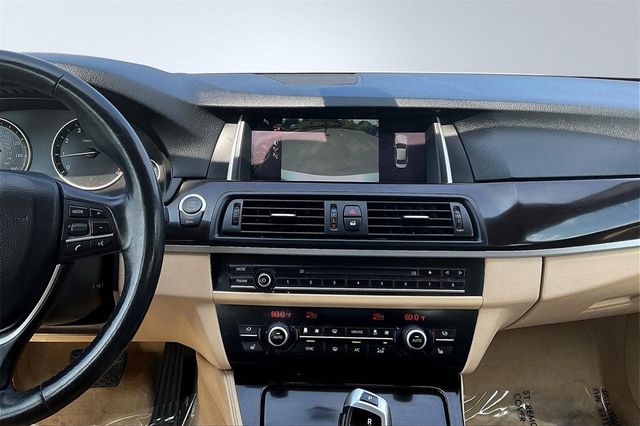 2015 BMW 5 Series 528i xDrive - 22901486 - 23