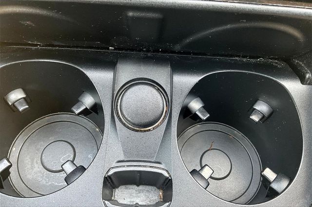 2015 BMW 5 Series 528i xDrive - 22901486 - 24