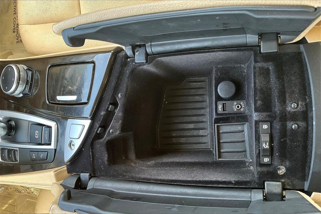 2015 Bmw 528i xDrive Sedan photo 29
