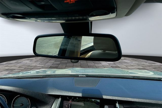 2015 BMW 5 Series 528i xDrive - 22901486 - 31