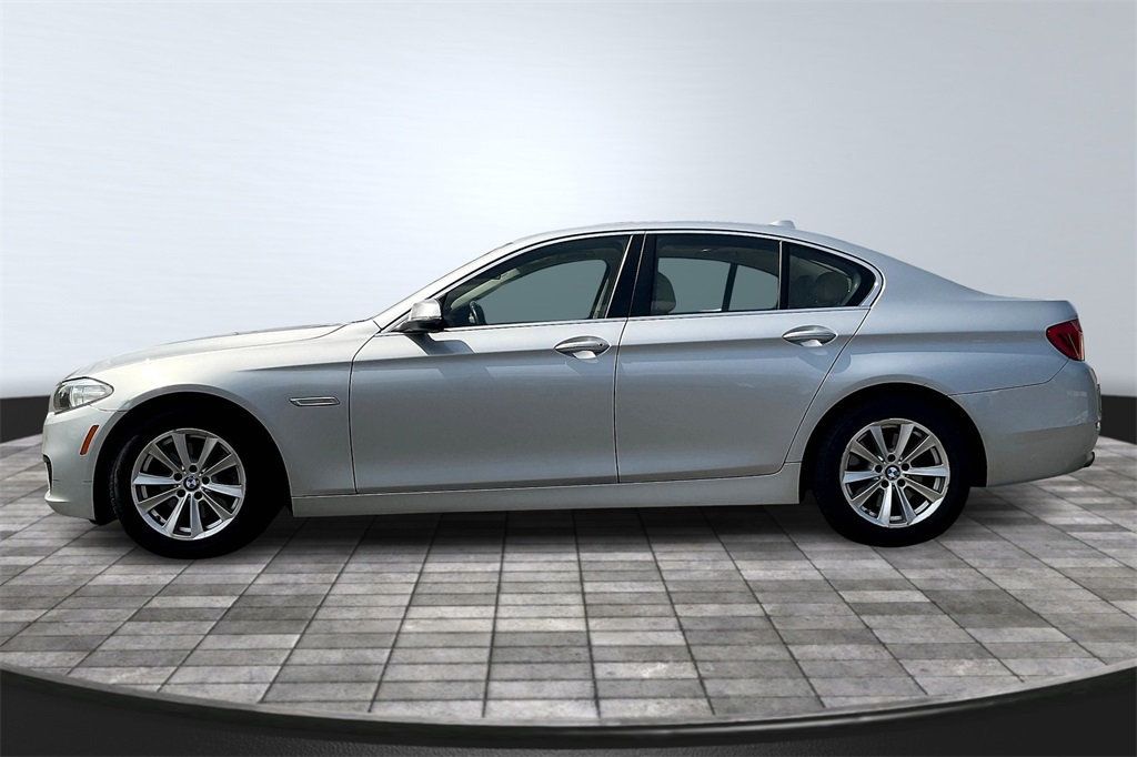 2015 Bmw 528i xDrive Sedan photo 4