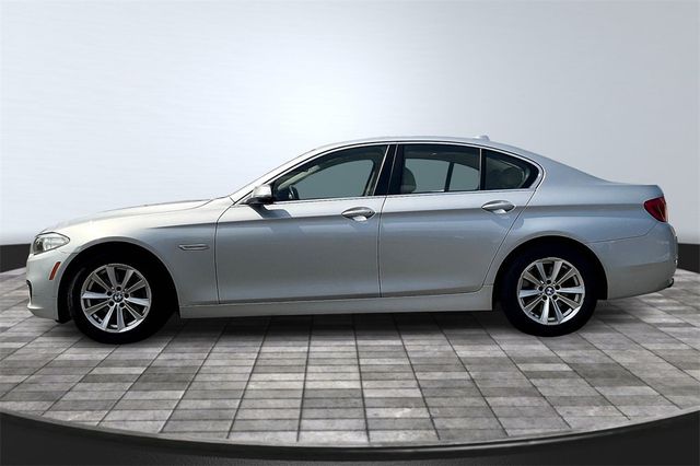 2015 BMW 5 Series 528i xDrive - 22901486 - 3