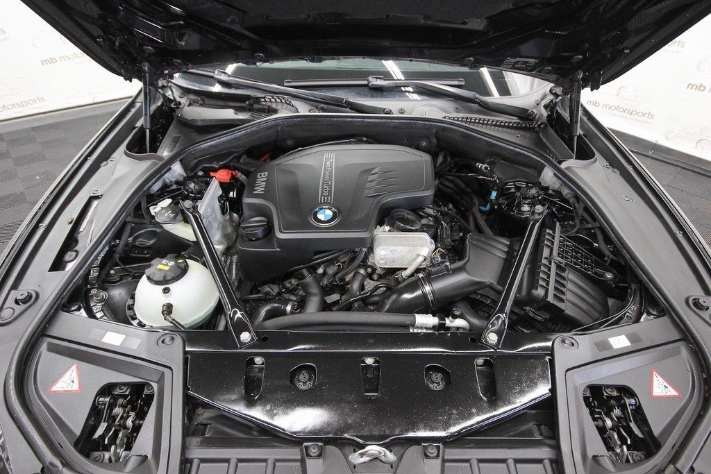 2015 BMW 5 Series 528i xDrive - 21939141 - 21