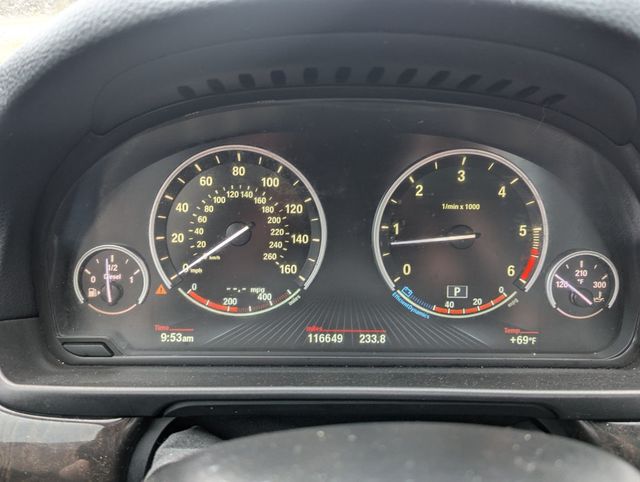 2015 BMW 5 Series 535d xDrive - 22997442 - 21