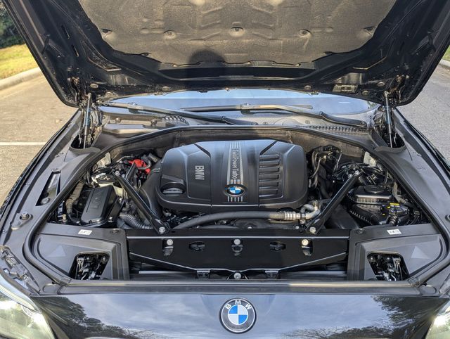 2015 BMW 5 Series 535d xDrive - 22997442 - 24