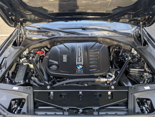 2015 BMW 5 Series 535d xDrive - 22997442 - 25