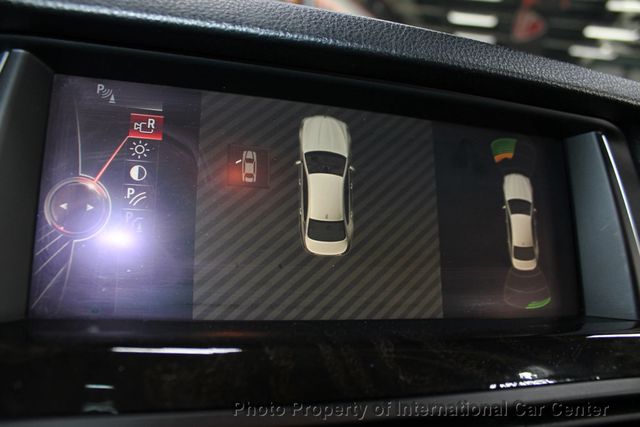 2015 BMW 5 Series 535i - 22946354 - 17