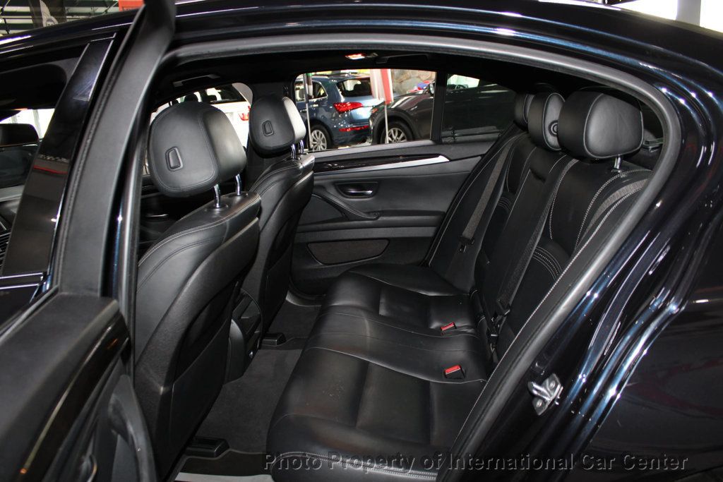 2015 BMW 5 Series 535i - 22946354 - 24