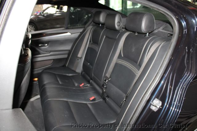 2015 BMW 5 Series 535i - 22946354 - 25