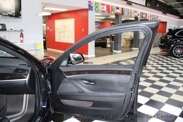 2015 BMW 5 Series 535i - 22946354 - 32
