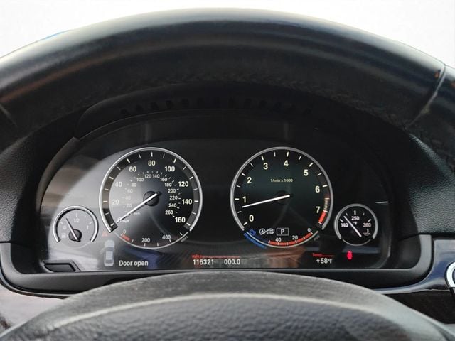 2015 BMW 5 Series 535i - 22984830 - 10