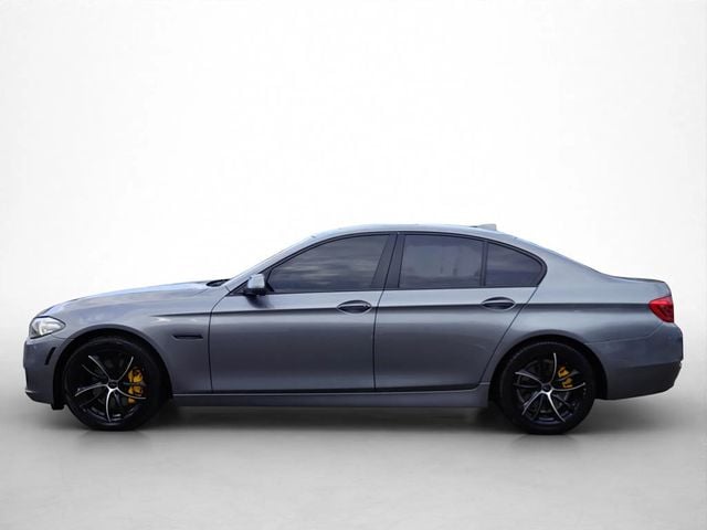 2015 BMW 5 Series 535i - 22984830 - 1
