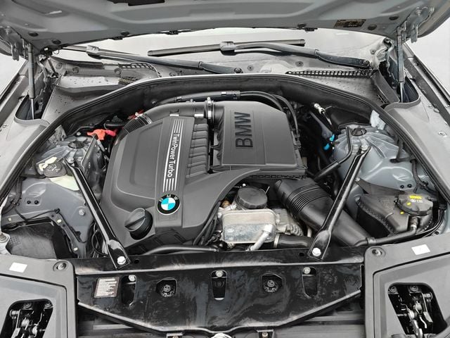 2015 BMW 5 Series 535i - 22984830 - 24