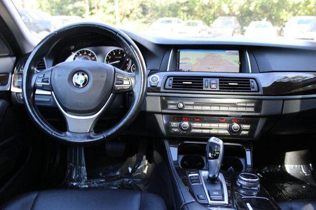 2015 BMW 5 Series 535i - 22905897 - 11