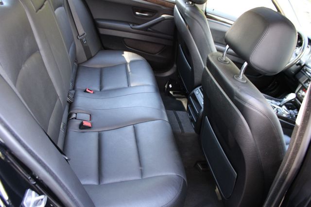 2015 BMW 5 Series 535i - 22905897 - 32