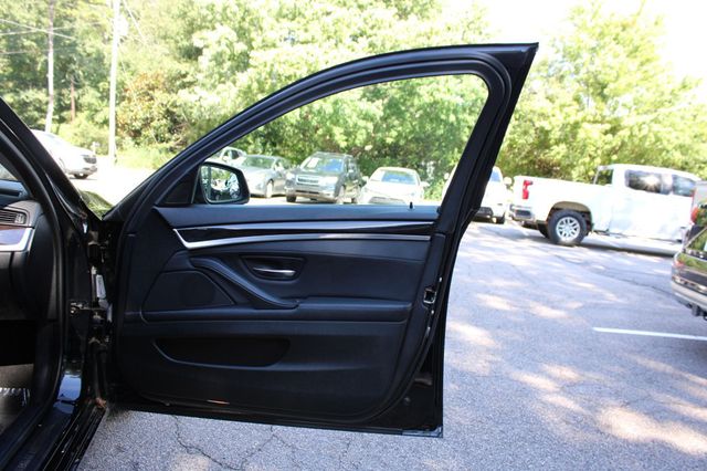 2015 BMW 5 Series 535i - 22905897 - 35