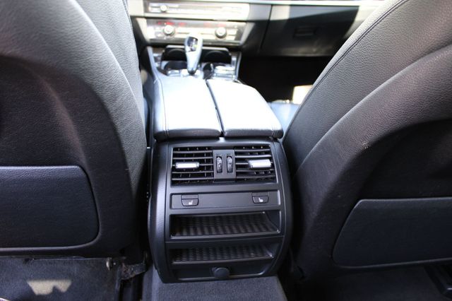 2015 BMW 5 Series 535i - 22905897 - 37