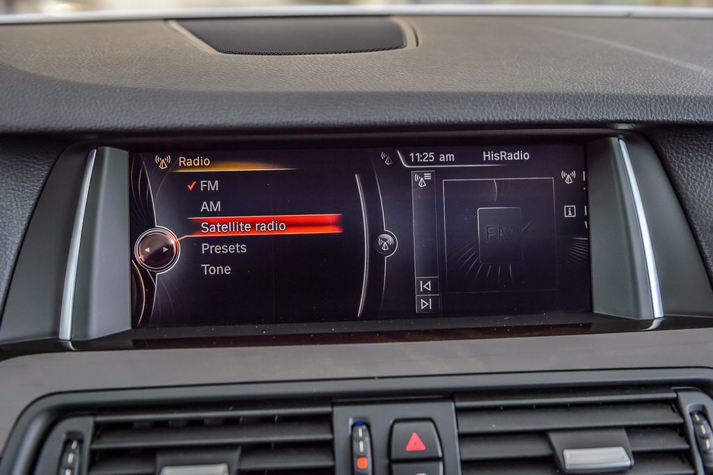 2015 BMW 5 Series 535i - SILVER ON BLACK - NAV - BACKUP CAM - BLUETOOTH - 22994322 - 22