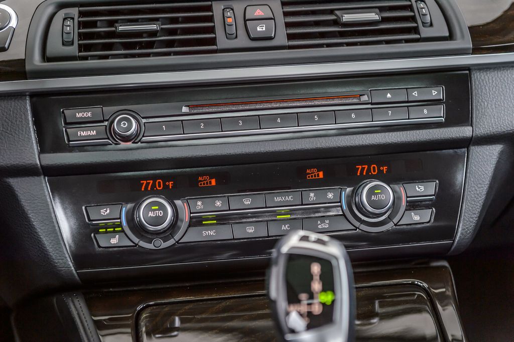 2015 BMW 5 Series 535i - SILVER ON BLACK - NAV - BACKUP CAM - BLUETOOTH - 22994322 - 31