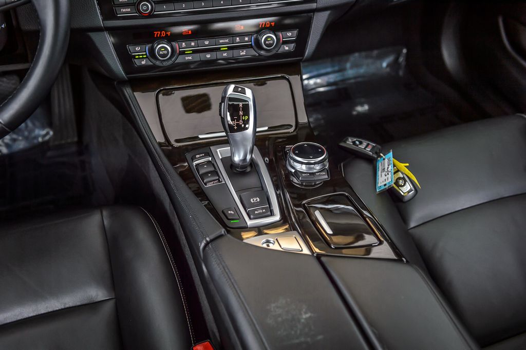 2015 BMW 5 Series 535i - SILVER ON BLACK - NAV - BACKUP CAM - BLUETOOTH - 22994322 - 32