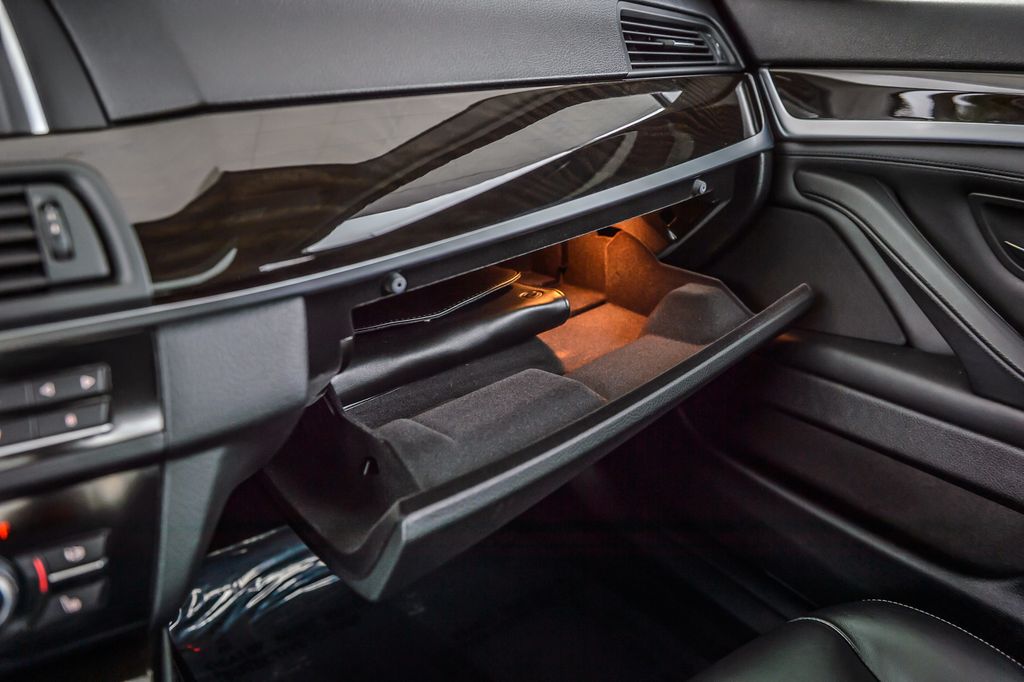 2015 BMW 5 Series 535i - SILVER ON BLACK - NAV - BACKUP CAM - BLUETOOTH - 22994322 - 36