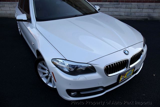 2015 BMW 5 Series 535i xDrive - 22915762 - 16