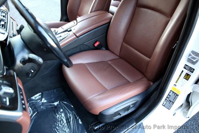 2015 BMW 5 Series 535i xDrive - 22915762 - 24