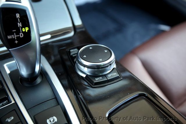 2015 BMW 5 Series 535i xDrive - 22915762 - 41