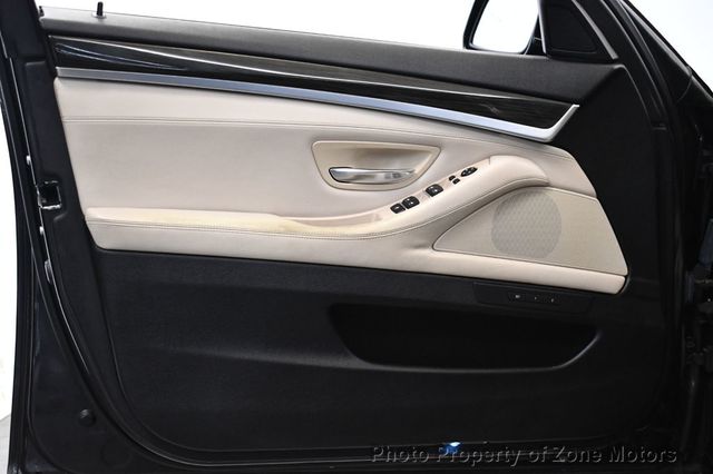 2015 BMW 5 Series 535i xDrive - 22997144 - 6
