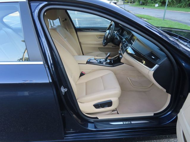 2015 BMW 5 Series 535i xDrive - 23045539 - 24