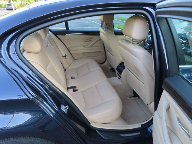 2015 BMW 5 Series 535i xDrive - 23045539 - 27