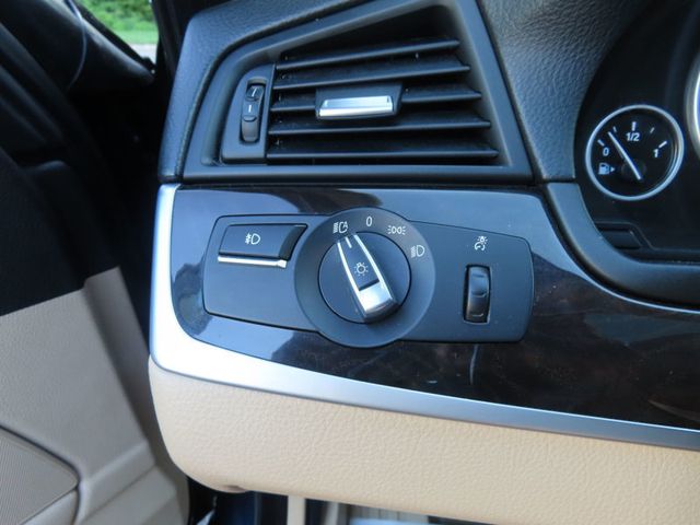 2015 BMW 5 Series 535i xDrive - 23045539 - 45