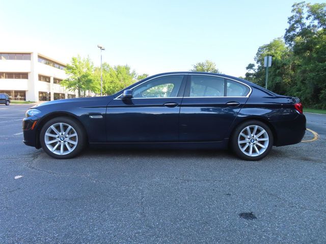2015 BMW 5 Series 535i xDrive - 23045539 - 4
