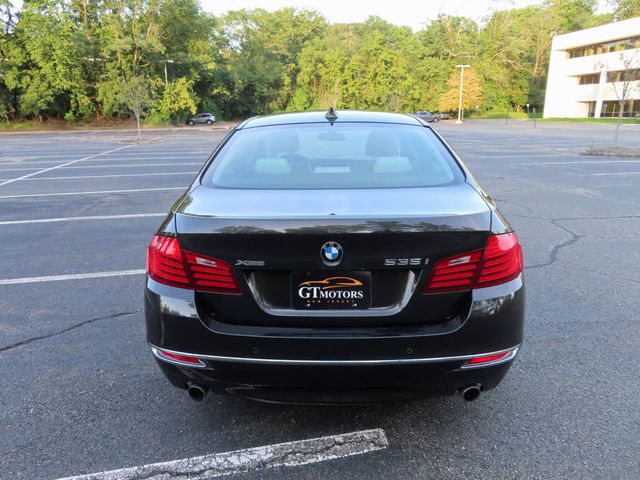 2015 BMW 5 Series 535i xDrive - 23068416 - 16
