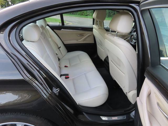 2015 BMW 5 Series 535i xDrive - 23068416 - 29