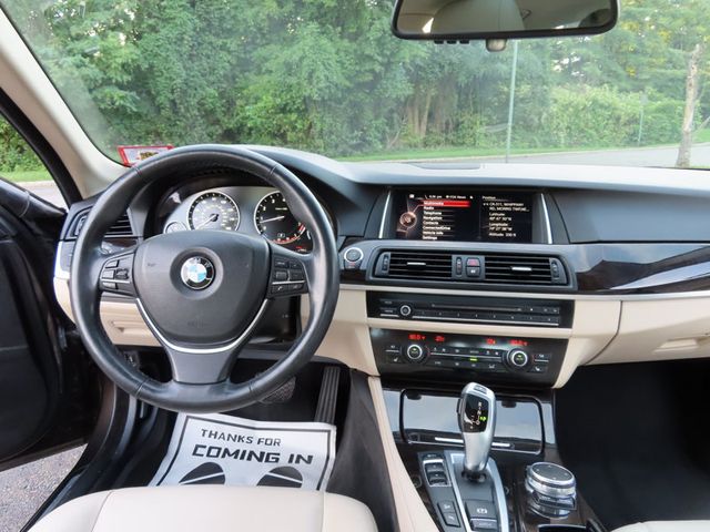 2015 BMW 5 Series 535i xDrive - 23068416 - 34