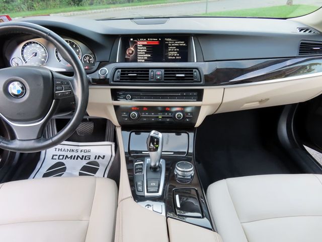 2015 BMW 5 Series 535i xDrive - 23068416 - 36