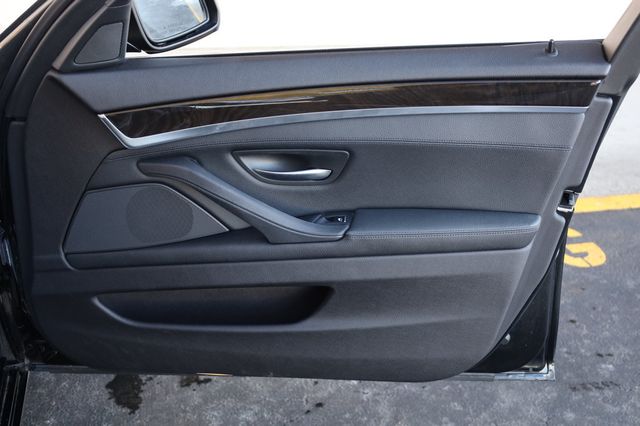 2015 BMW 5 Series 535i xDrive - 22972602 - 23