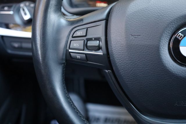 2015 BMW 5 Series 535i xDrive - 22972602 - 28